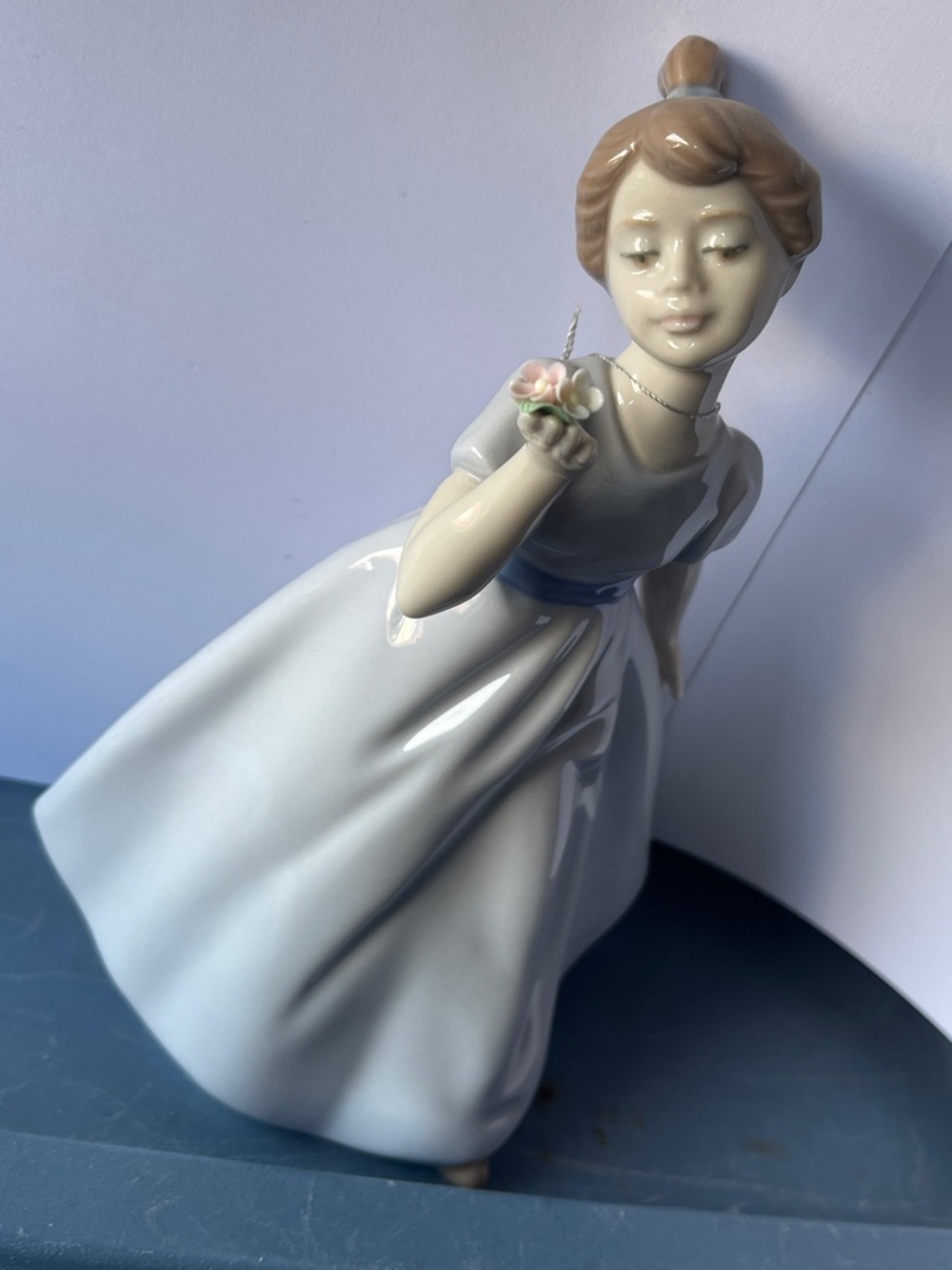 NADAL Porcelain Figurines. Two girls with flowers Over 25 years old.